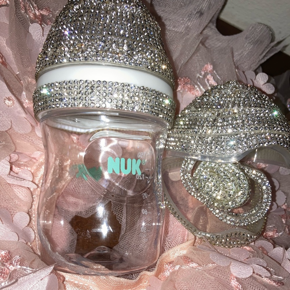 handmade by me diamond coverd bottle pacifier